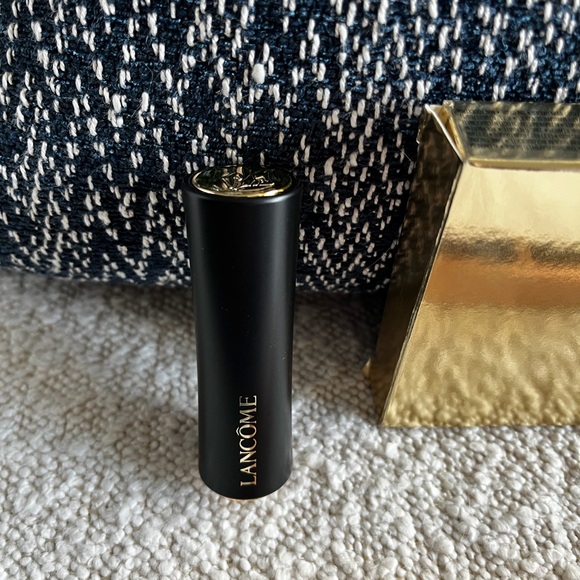 Lancome Full Size Makeup Set - Picture 7 of 10